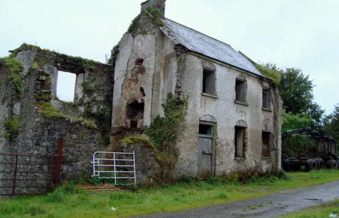 Drumboe Castle, Ireland